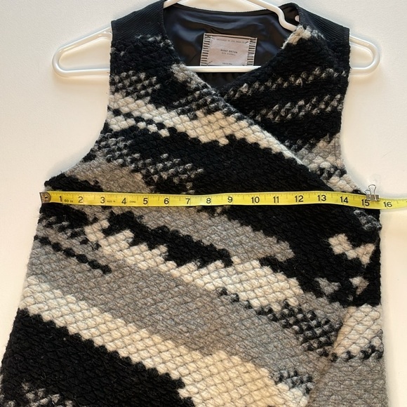 Guest Editor ANTHROPOLOGIE XS Black White Aztec Wool Waterfall Vest Boho Hippie - Picture 8 of 11